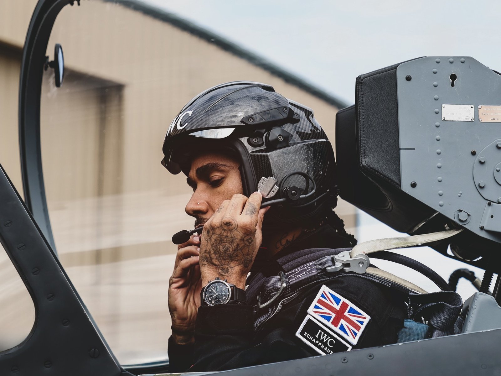 fue astronauta por un día y experimentó la fuerza de un despegue espacial