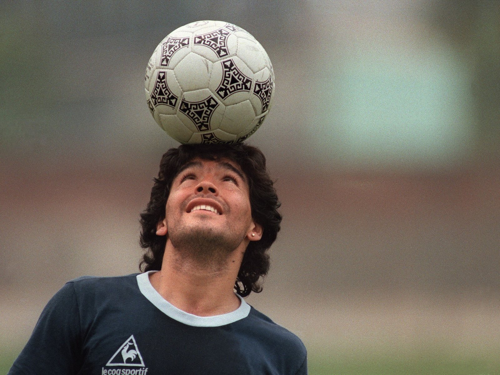 los homenajes en todo el mundo del fútbol para el recuerdo de Maradona, a cuatro años de su muerte