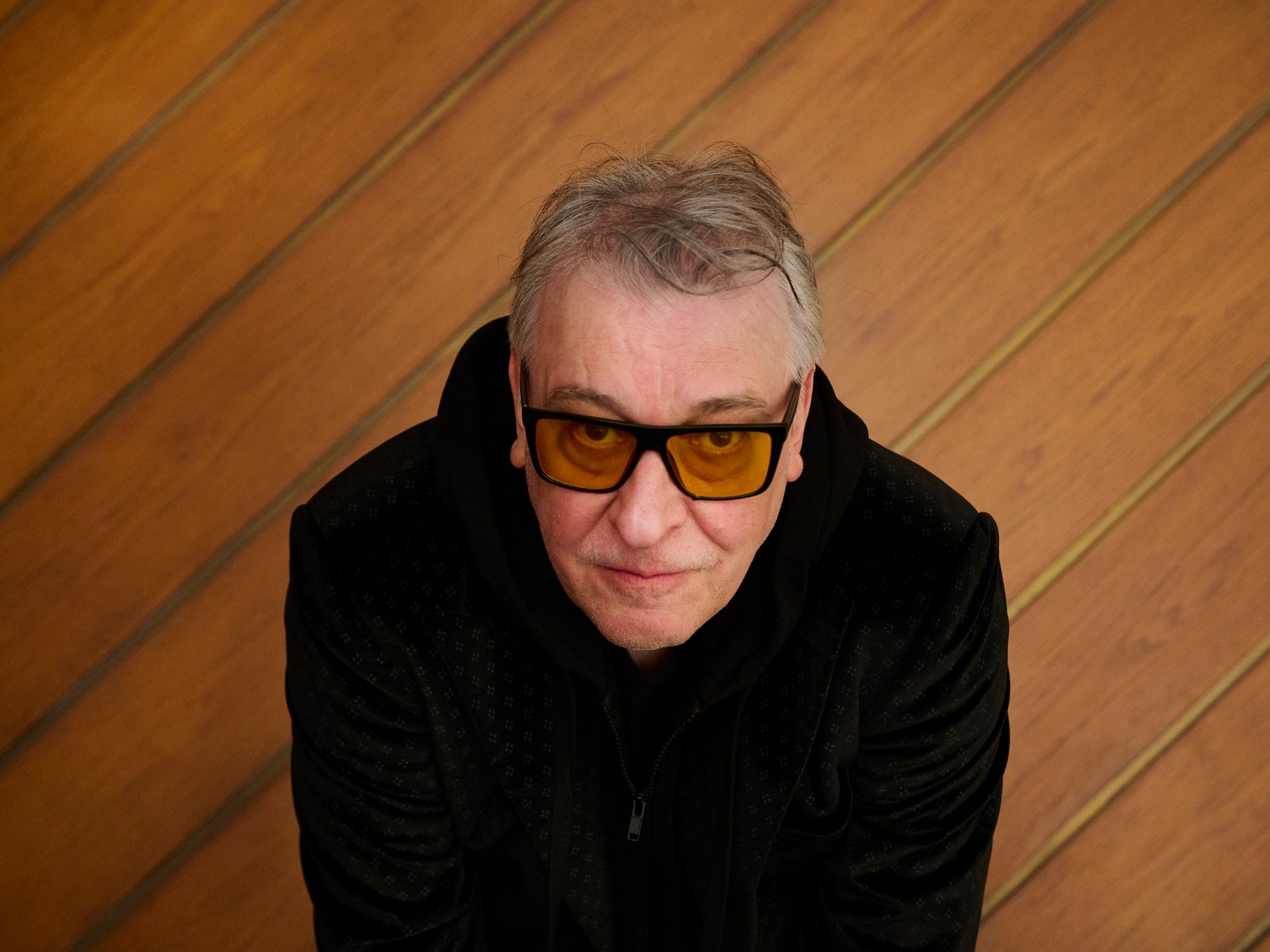 una biografía repasa las distintas facetas del músico al que no le importó volverse mainstream