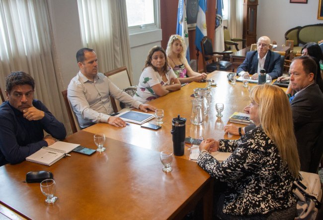 Garantizan una transición ordenada hacia el cambio de gestión en la UNLAR