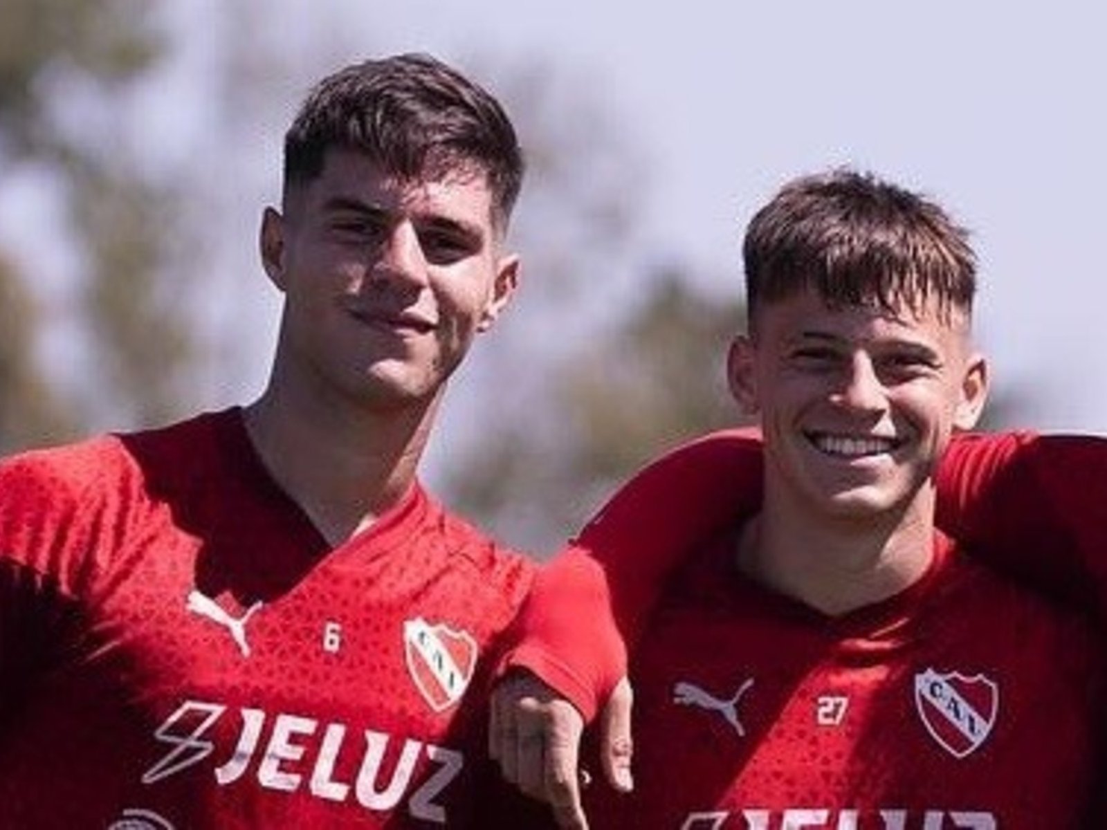 volverán después de cuatro partidos pero cobrarán la mitad del sueldo durante dos meses