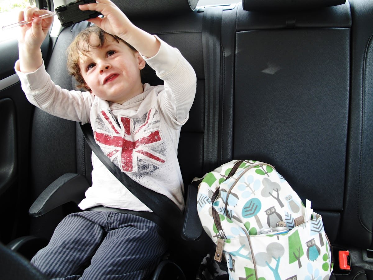 ¿Dejarías que tu hijo fuera solo en un coche sin conductor al colegio? | Actualidad | Mamas & Papas