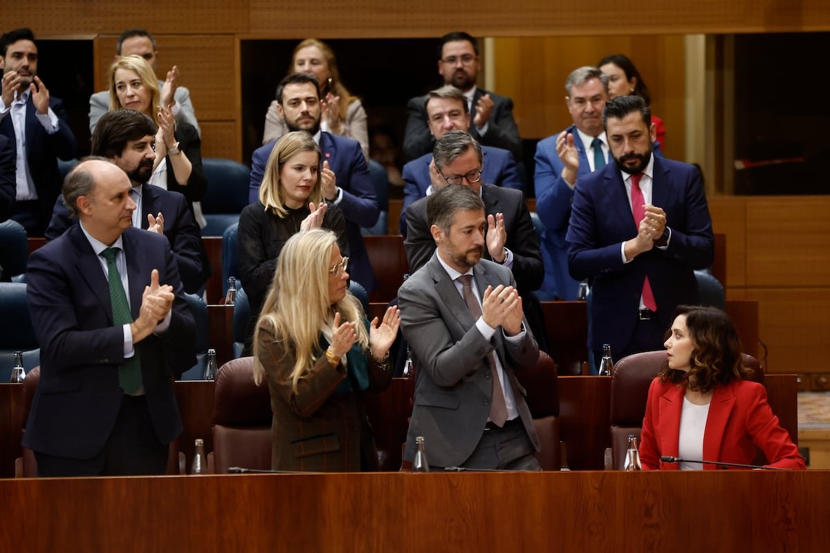 Ayuso defiende su gestión en las residencias con la carta del familiar de un fallecido y la oposición la acusa de buscar la confrontación | Noticias de Madrid