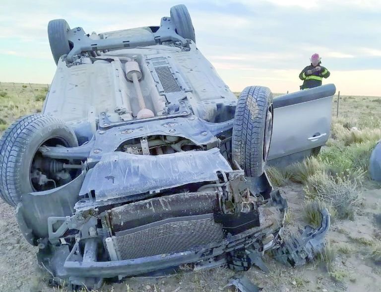Cabo de Prefectura resultó herido tras un vuelco cerca de Jaramillo