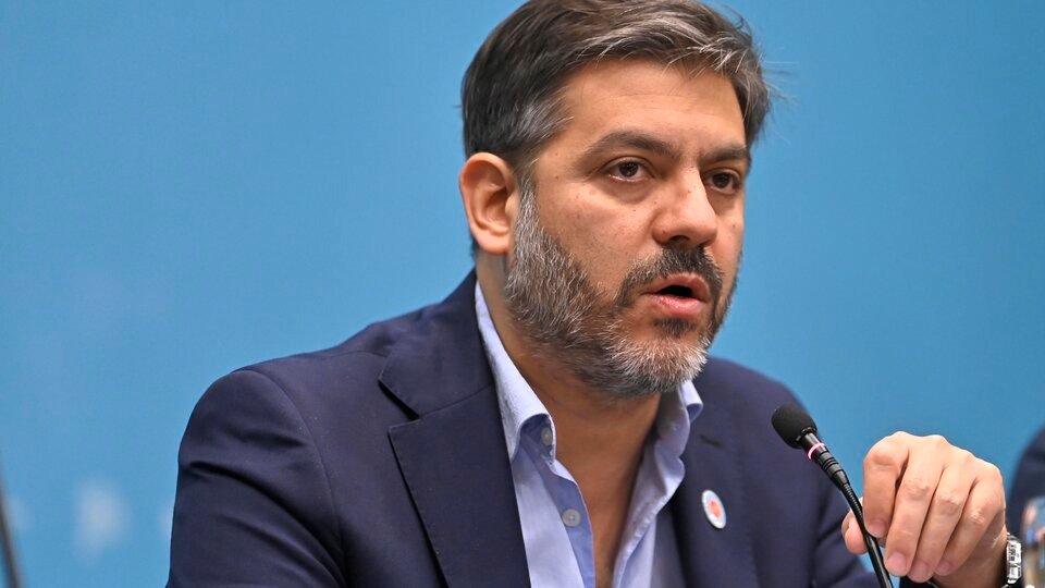 Carlos Bianco negó que la economía haya mejorado y reveló alarmantes datos sobre la industria y el trabajo | “Hay una tragedia financiera”, dijo el ministro bonaerense