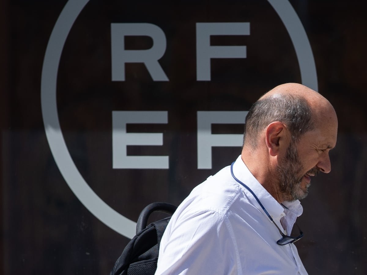 Cincuenta y un asambleístas del fútbol español avalan la candidatura a la presidencia de la RFEF de Rafael Louzán, condenado por prevaricación | Fútbol | Deportes
