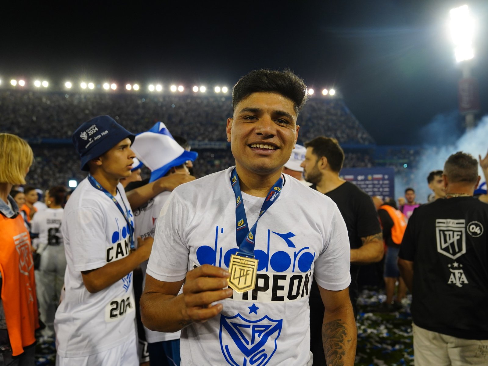 Claudio Aquino sigue los pasos de Quinteros y también se va de Vélez