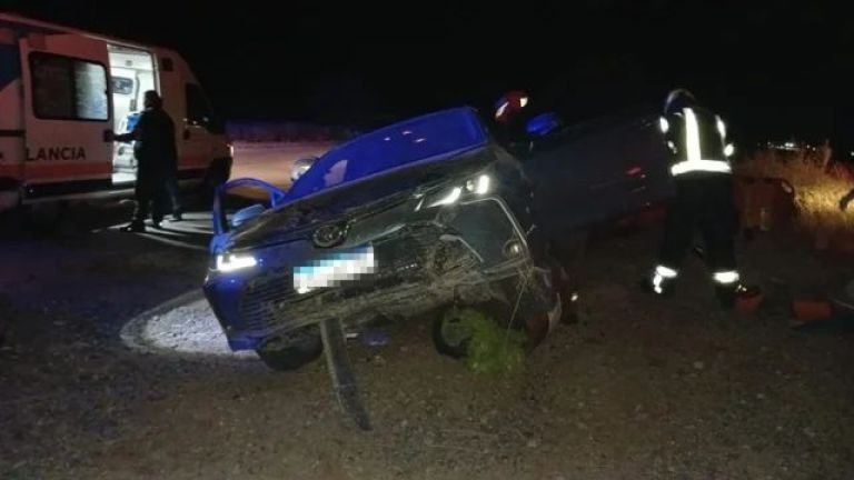 Conductor pierde el control del auto tras sufrir un ataque de epilepsia en la Ruta 3, cerca de Trelew