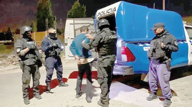 Desbaratan peligrosa y activa banda narco patagónica