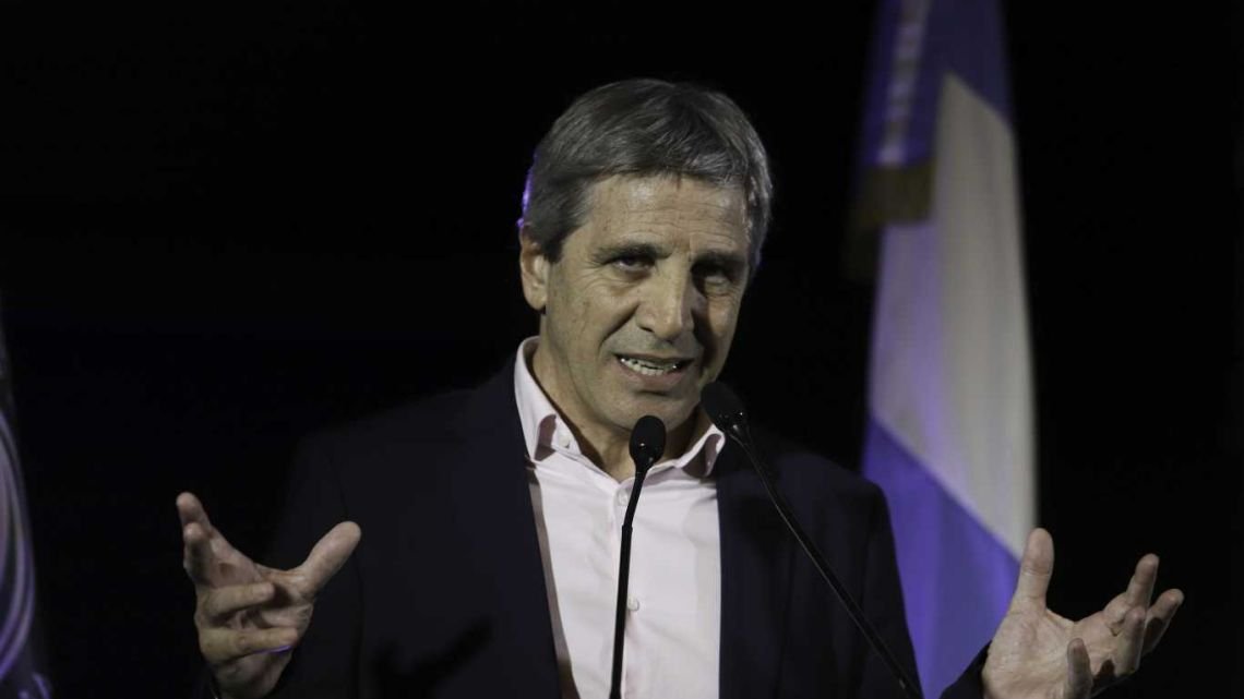 El Banco Central compra dólares pero las reservas internacionales siguen en terreno negativo