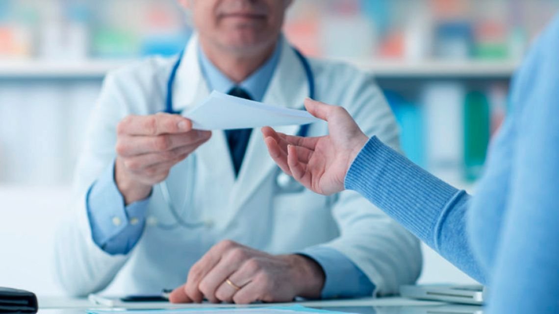 El Gobierno fijó la fecha para que todas las recetas médicas sean electrónicas: qué provincias adhirieron
