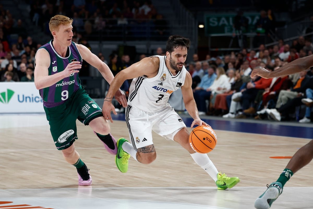 El Real Madrid somete a Unicaja en defensa | Baloncesto | Deportes