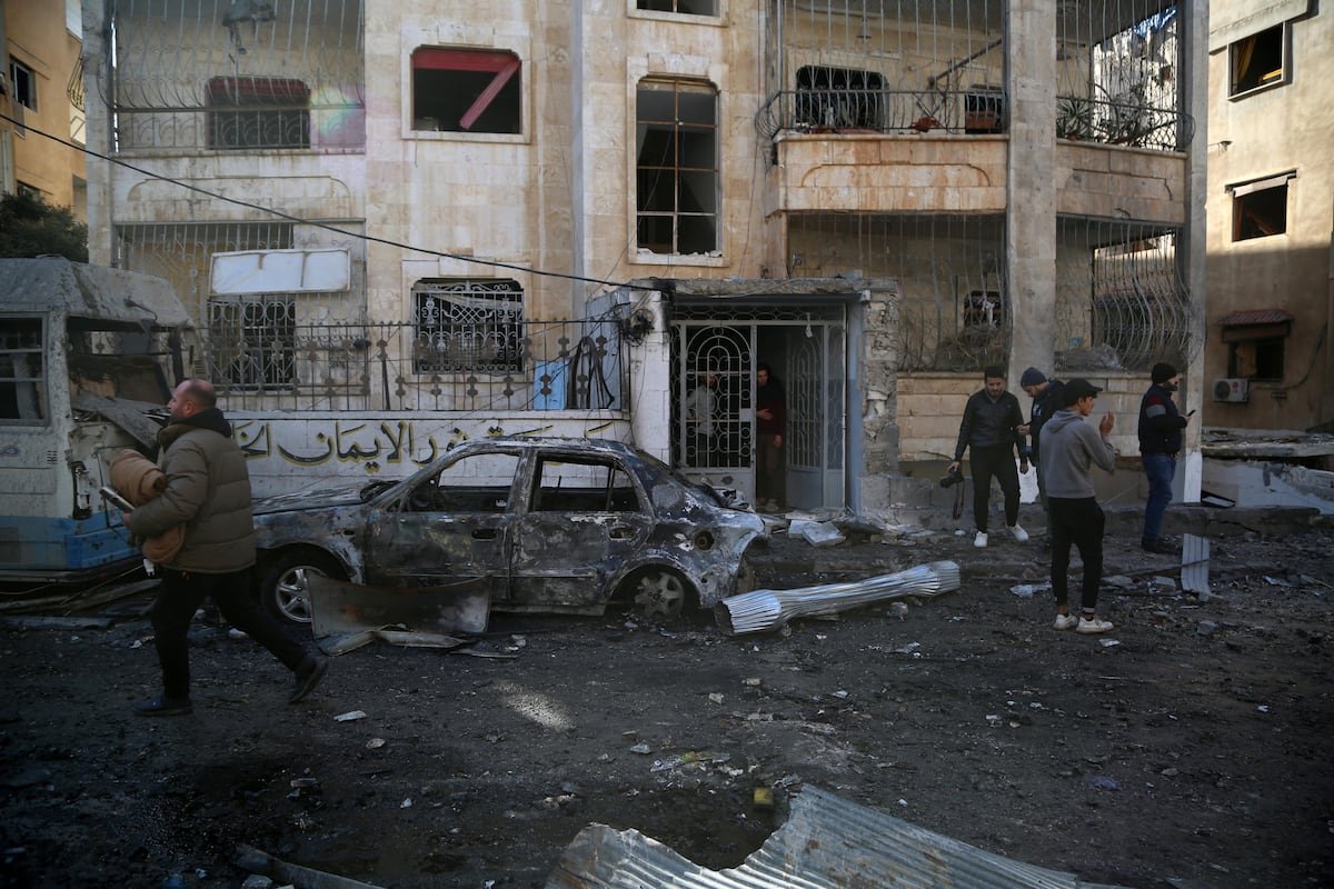 El ejército sirio se reagrupa en Hama para tratar de frenar el avance rebelde | Internacional