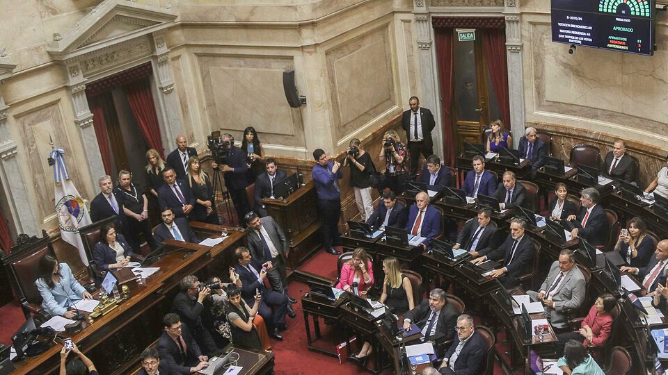 El huracán Kueider | La corrupción ya golpea en las puertas del Gobierno