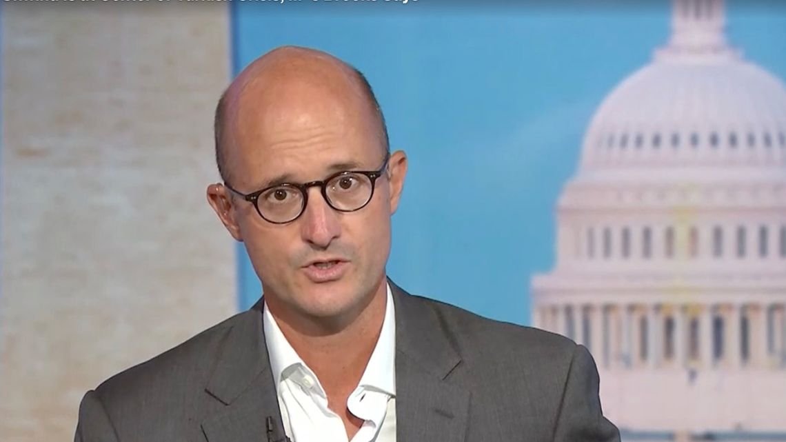 El oscuro presagio de un gurú de Wall Street sobre el dólar barato: “Termina en una devaluación explosiva”