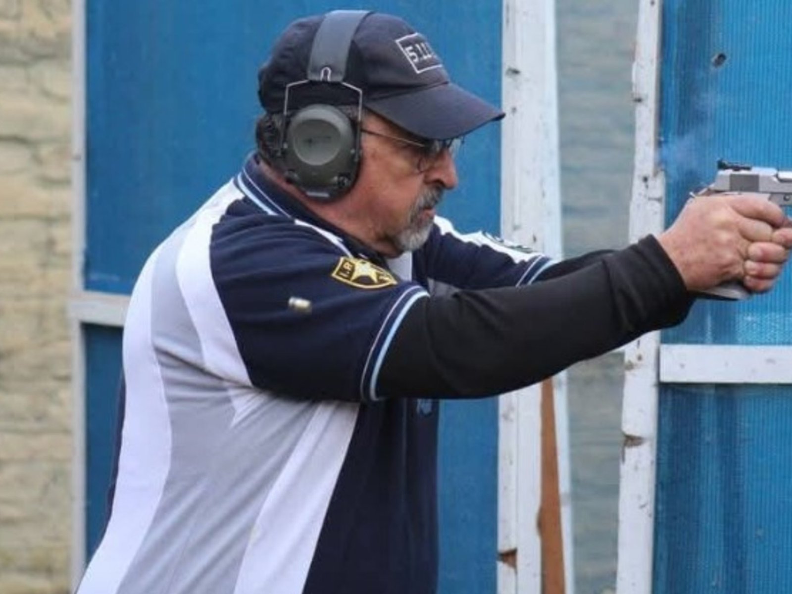 El trágico final de “Richard”, el instructor de tiro que se jubiló y seguía trabajando