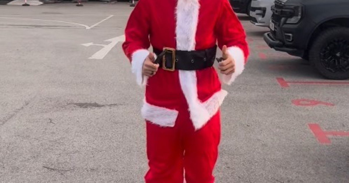 En Nottingham Forest los regalos de Navidad los llevó ¡Nico Domínguez! :: Olé