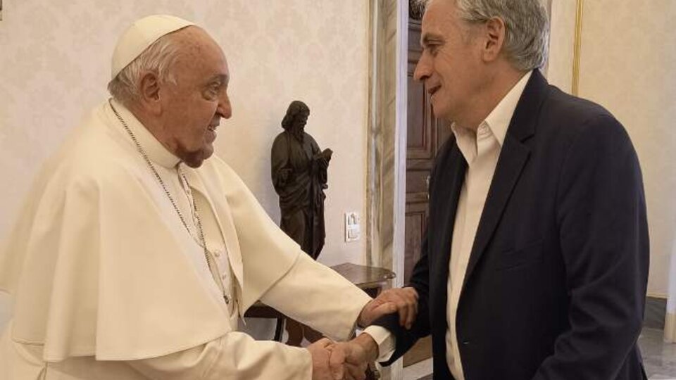 Encuentro en el Vaticano | El Papa Francisco recibió al intendente de Chascomús, Javier Gastón