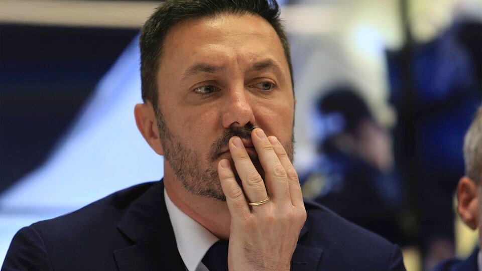 Escándalo de corrupción en Defensa | Suspenden a 16 militares y relevan a un jefe de aviación