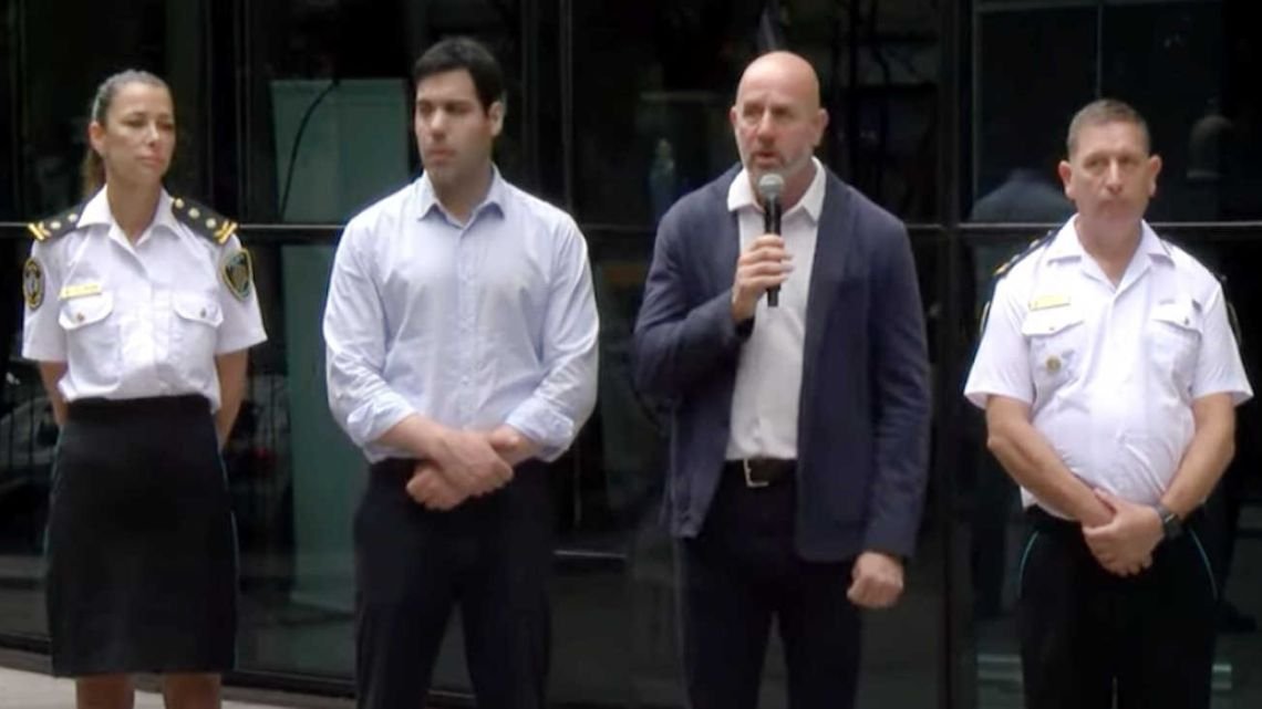 Fuga de presos: quiénes son el nuevo jefe y la nueva subjefa de la Policía de la Ciudad