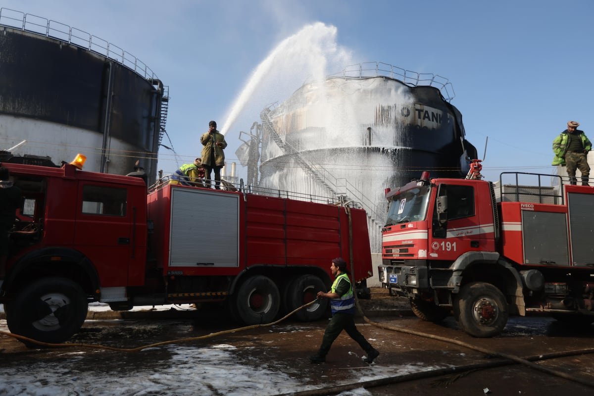 Israel ataca por primera vez la capital de Yemen tras el impacto de un misil balístico de los hutíes en el área de Tel Aviv | Internacional