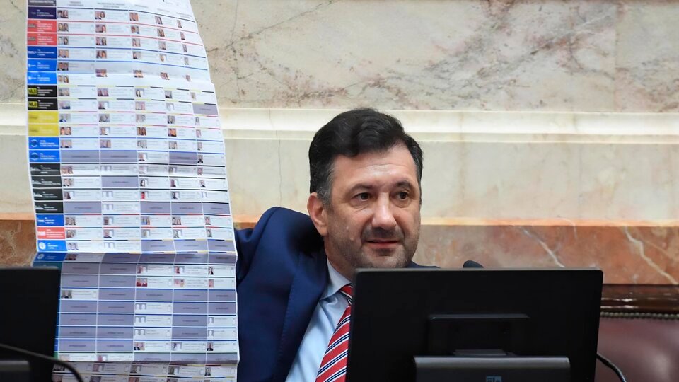 Kueider, historia de una traición | Las causas judiciales, su transformación de peronista a libertario y la caída en Paraguay