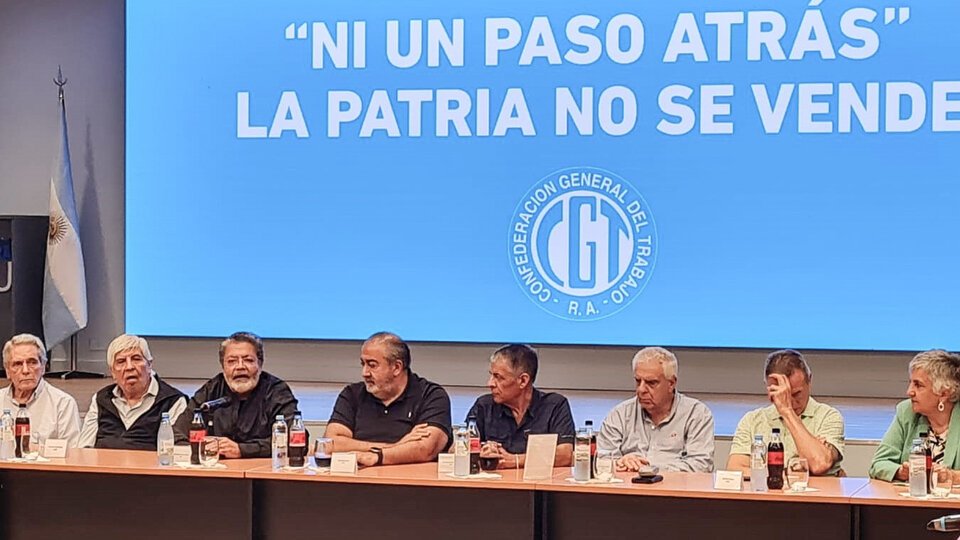 La CGT ratificó que su estrategia es el diálogo | Octavio Argüello de Camioneros asumió como triunviro de la central obrera en reemplazo de Pablo Moyano