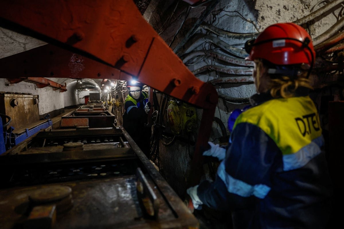 La guerra abre paso a las mujeres ucranias en profesiones masculinizadas | Internacional