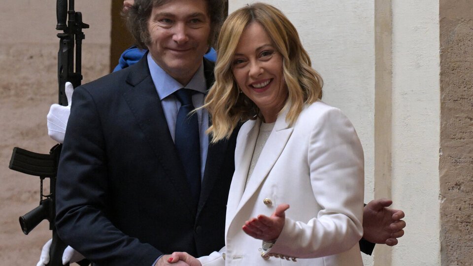 La izquierda italiana critica la ciudadanía otorgada a Javier Milei | “Arbitraria y meramente política”