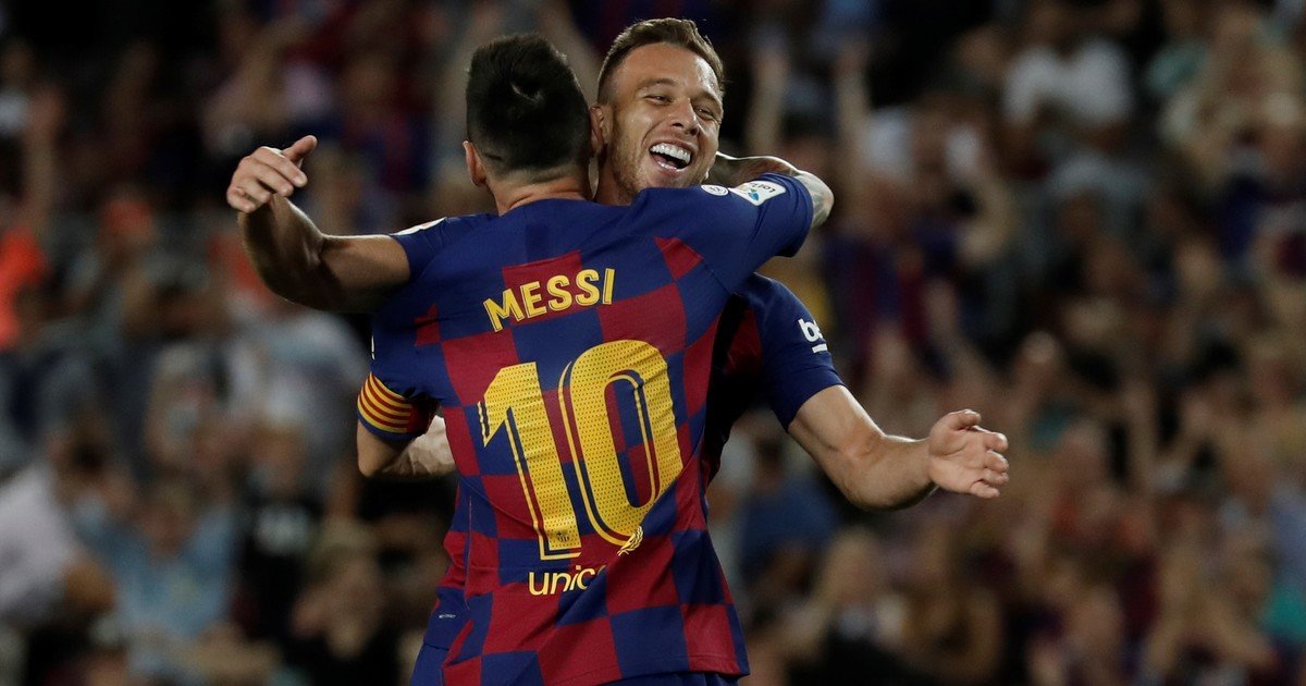La rompió en la Libertadores, jugó con Messi, pasó por tres grandes de Europa y hoy está colgado :: Olé