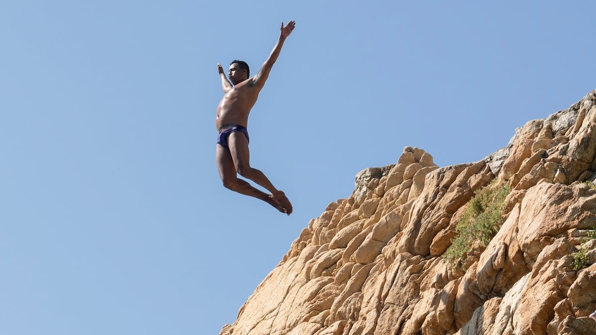 Los saltos en la quebrada de Acapulco, 90 años entre el reto, el rito y el ‘show’ | EL PAÍS Semanal