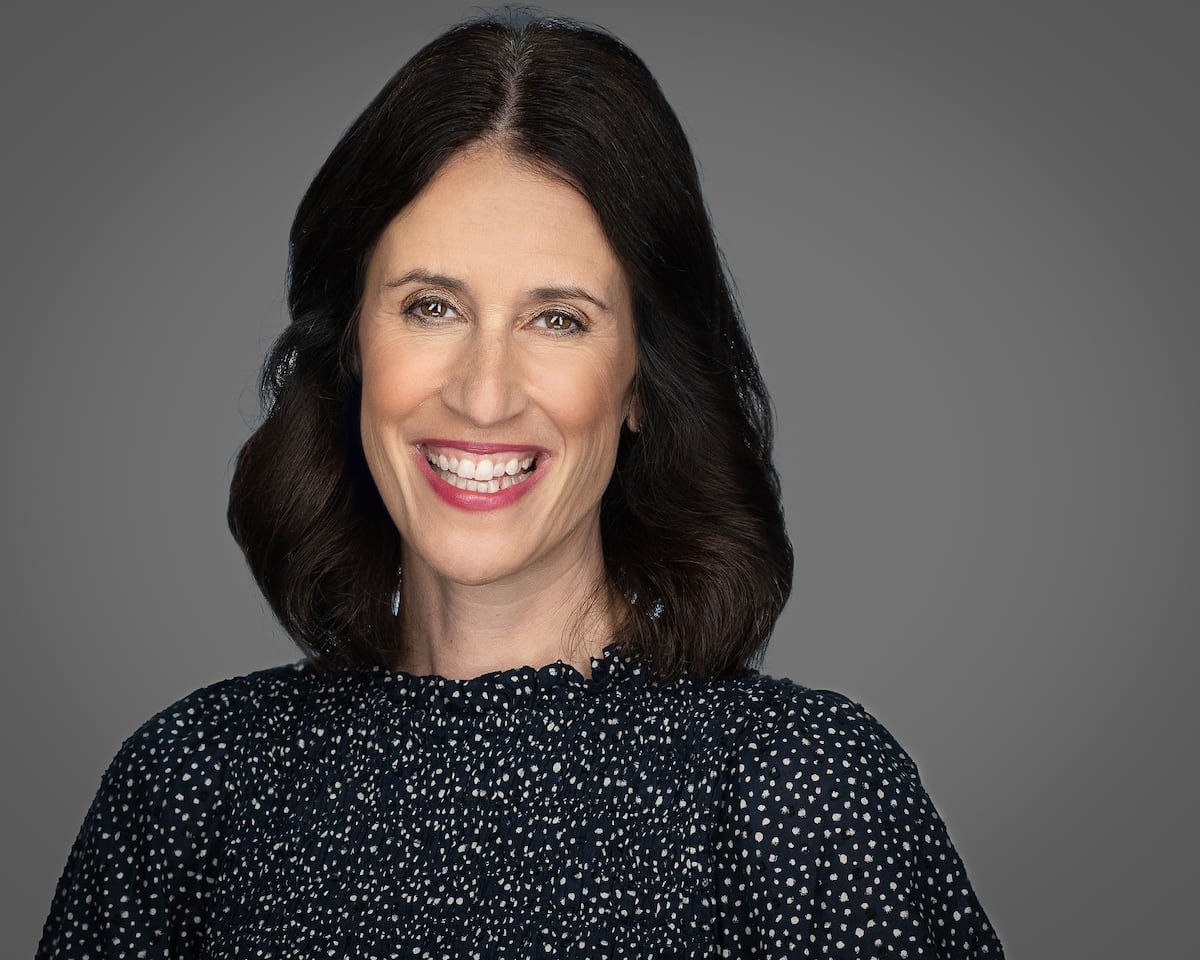Michelle Peluso, CEO de Revlon: “Las mejores marcas hacen un trabajo enorme para averiguar lo que los consumidores van a desear” | Belleza | S Moda