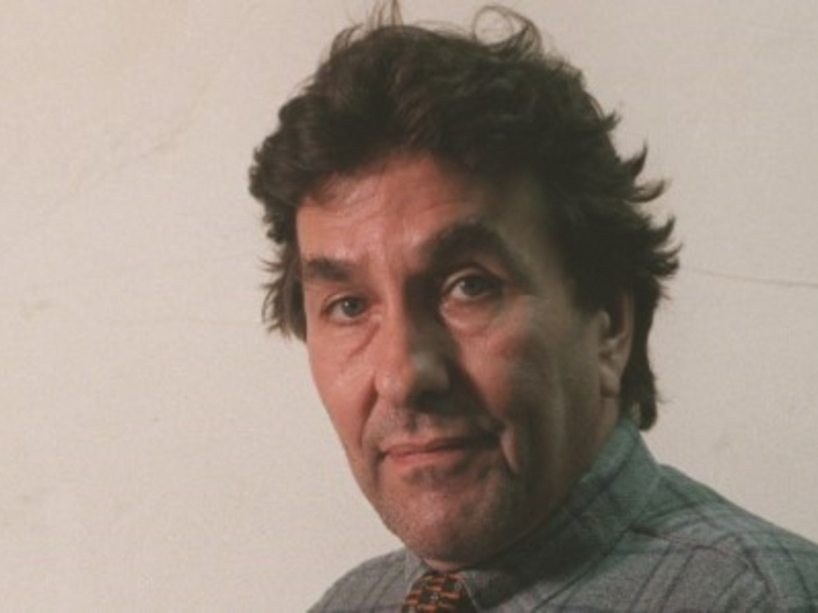 Murió el escritor, periodista y cineasta Osvaldo Tcherkaski