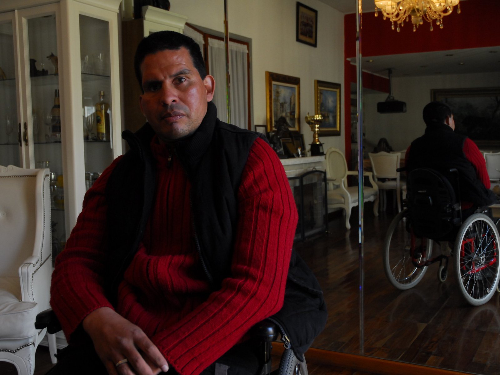 Murió la pareja del exfutbolista Fernando Cáceres al caer desde un séptimo piso