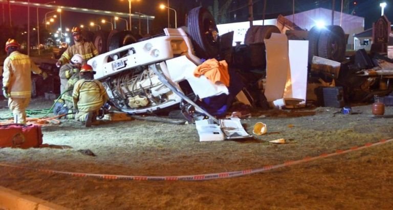 Puerto Madryn: En trágico vuelco falleció un camionero