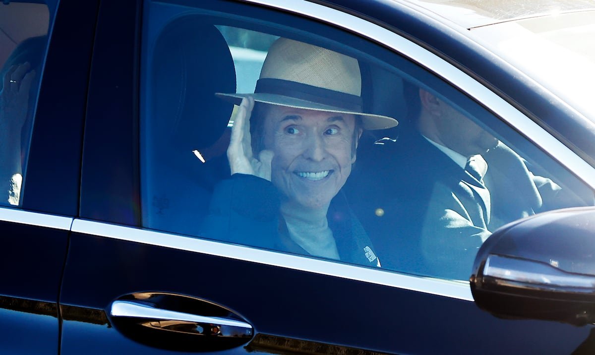 Raphael sale del hospital tras diez días ingresado | Cultura