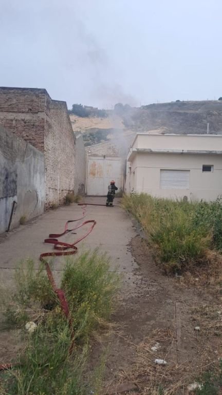 Se incendió una vivienda en zona céntrica de Comodoro