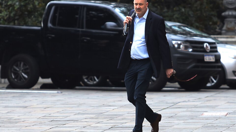 Sturzenegger quiso hacer una analogía con “Star Wars” y le salió mal | La Fuerza no lo acompaña