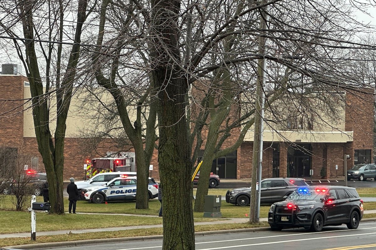Teenager kills at least two people at Wisconsin school | U.S.