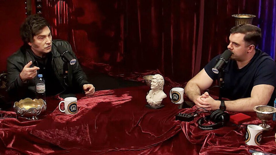 Todo tiene que ver con todo: Milei apuesta a la estrategia del abuelo de Macri | La historia del qualunquismo italiano