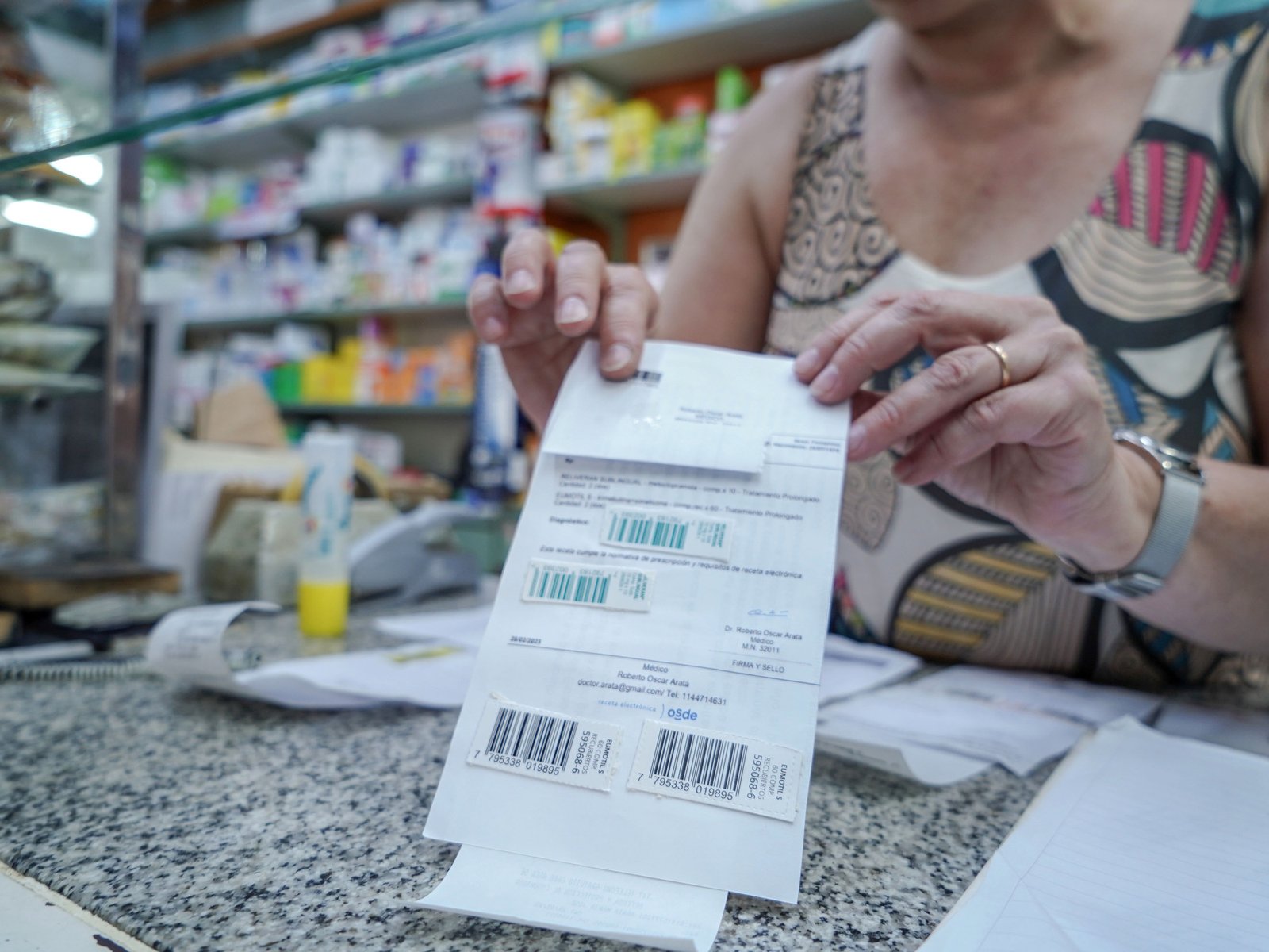 Tras los recortes de descuentos en los medicamentos del PAMI, se supo cuánto cayó la venta este año