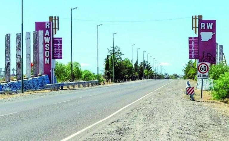 Un médico de Trelew atropelló a ciclista con su camioneta cerca de Rawson y lo mató