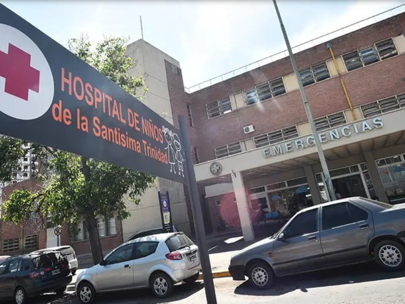 Un nene de 9 años encontró un petardo, lo mordió y le explotó en la cara: está muy grave