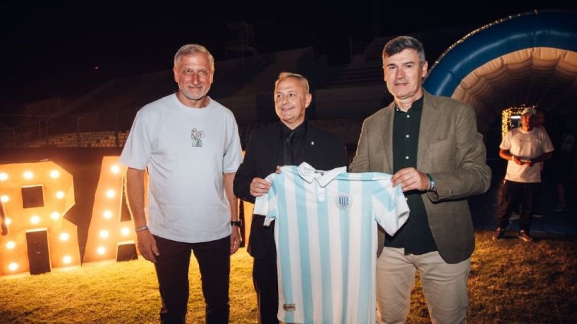 Un siglo de pasión: Racing de Córdoba conmemoró sus 100 años con apoyo municipal y nuevos proyectos