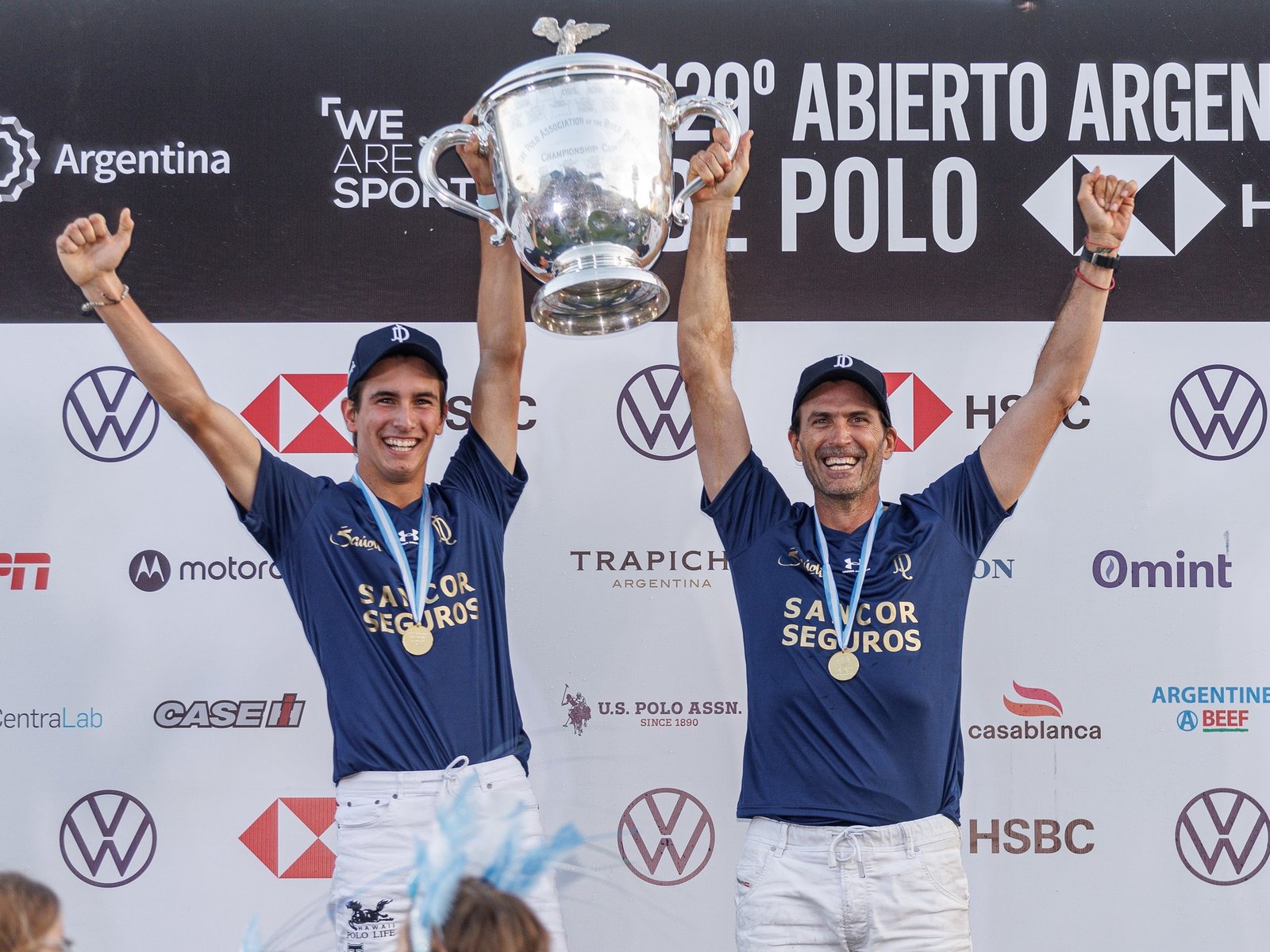 armó un súper equipo con su hijo Poroto y sus sobrinos, los Castagnola