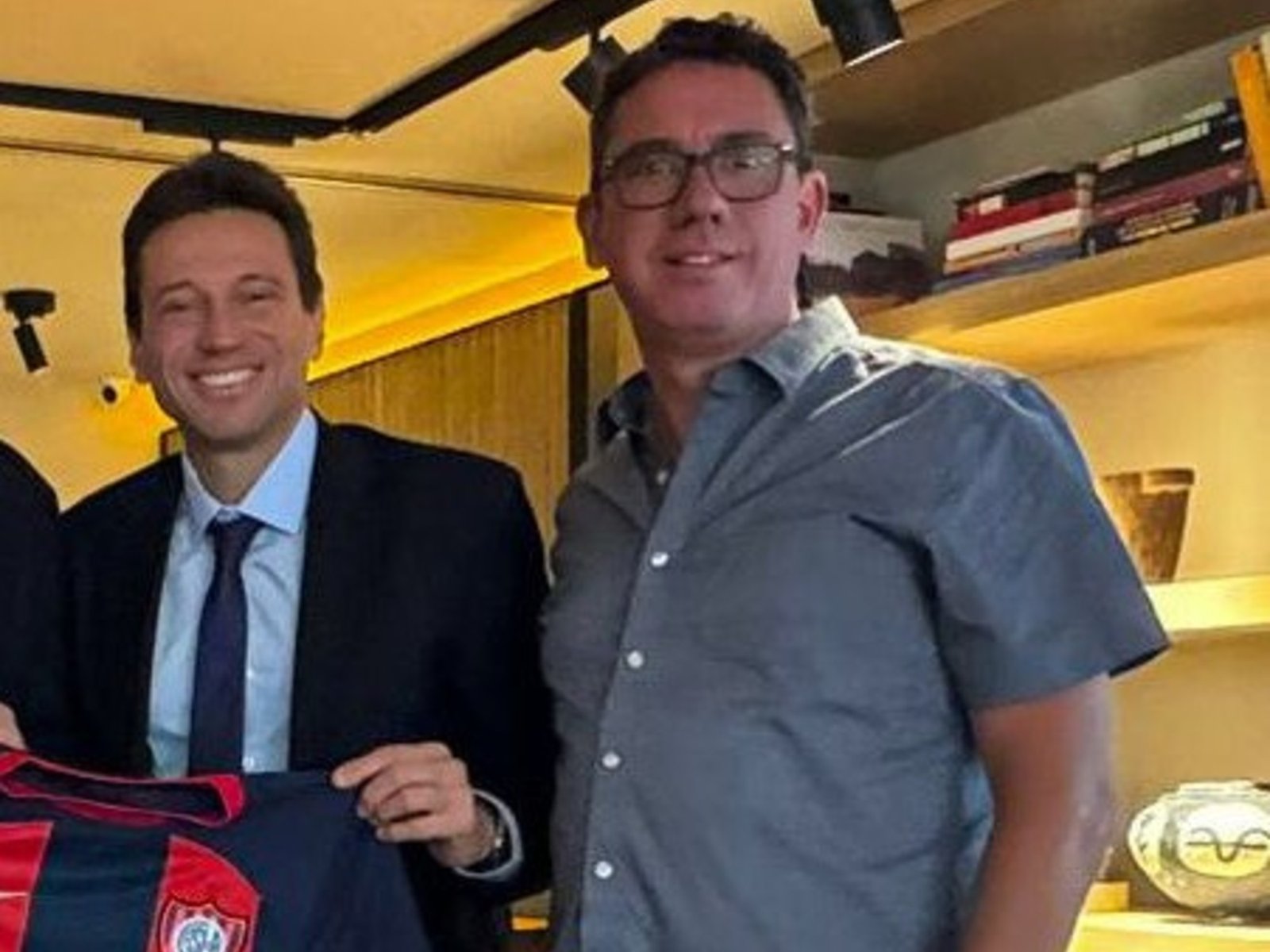 cómo es el polémico proyecto para inyectar aportes privados como salida a la crisis del club