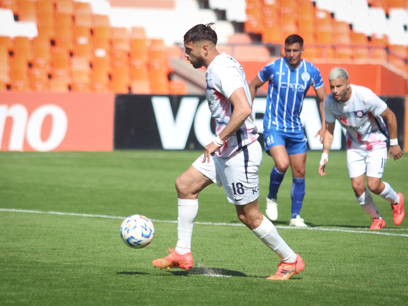 el delantero que ‘picó’ el penal en Mendoza llegó a un acuerdo por la deuda y se desvinculó del club