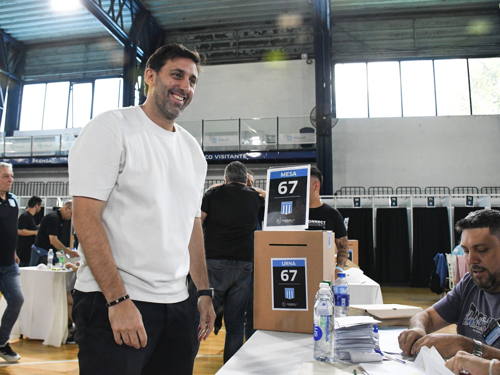 ganó unas elecciones con participación histórica en Racing ante el oficialismo de Víctor Blanco