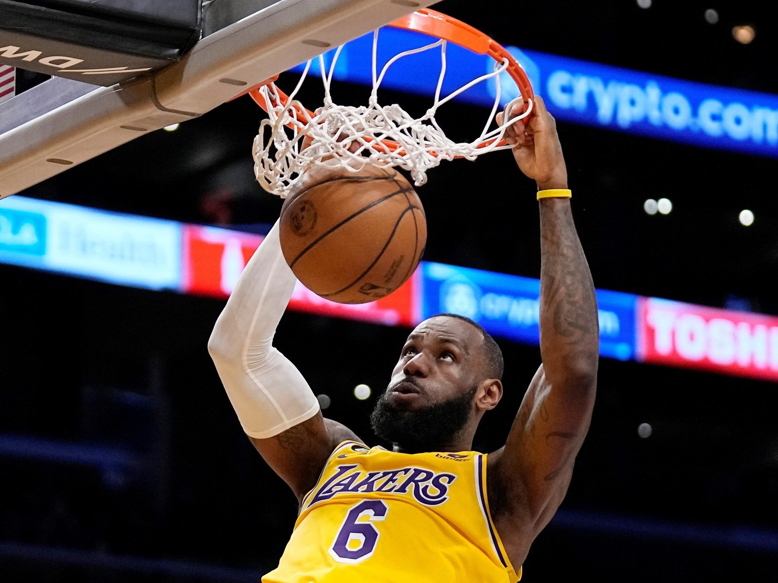 récords al por mayor, millones en cuidados corporales para seguir siendo The King y una pregunta sin respuestas