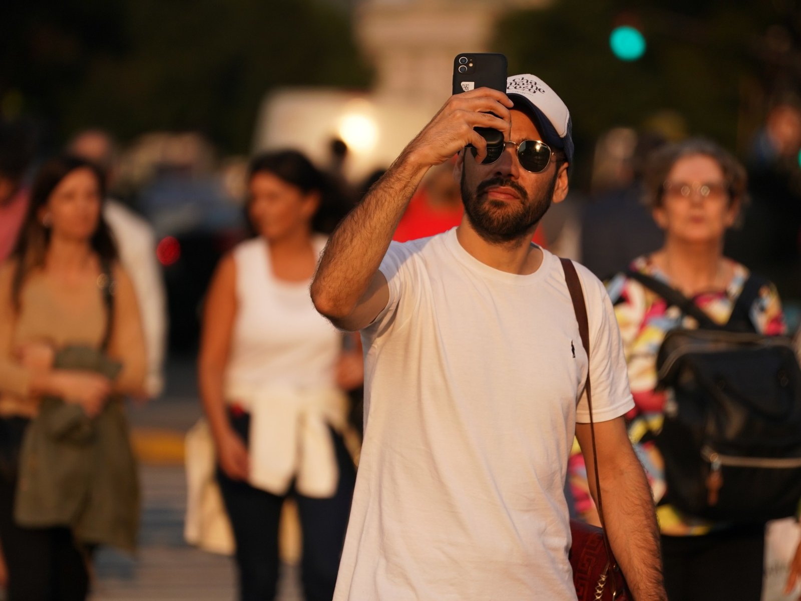 solcito, máximas en modo verano y una lluvia solitaria antes del fin de semana